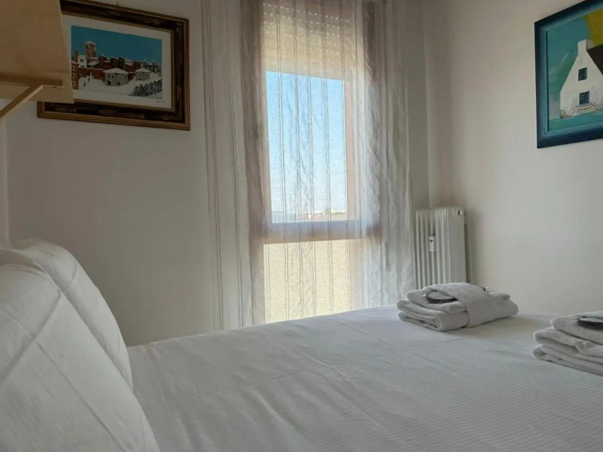 Bright Mini Blue Padova Balcony Apartment